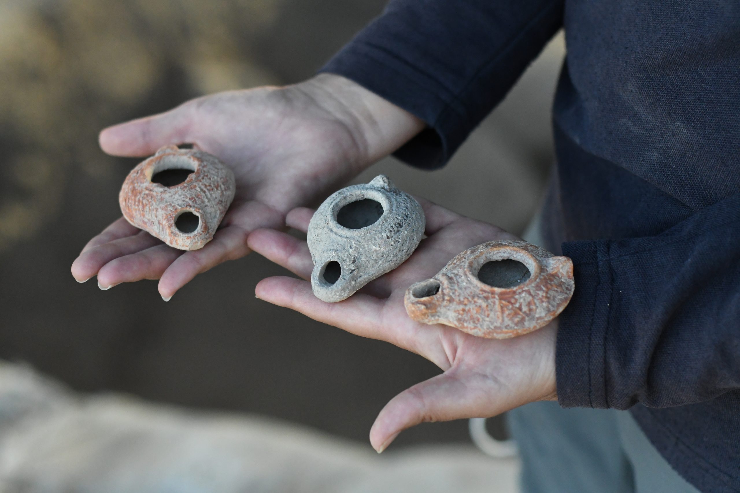 Израильское управление древностей: масляные лампы из Бейт Натиф: фото Юлий Шварц