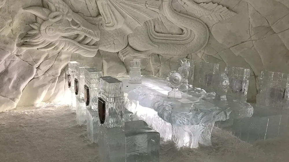 Зимние развлечения: «Ледяной замок» Saaga Spa. Фото: Trip.com. affiliate partner